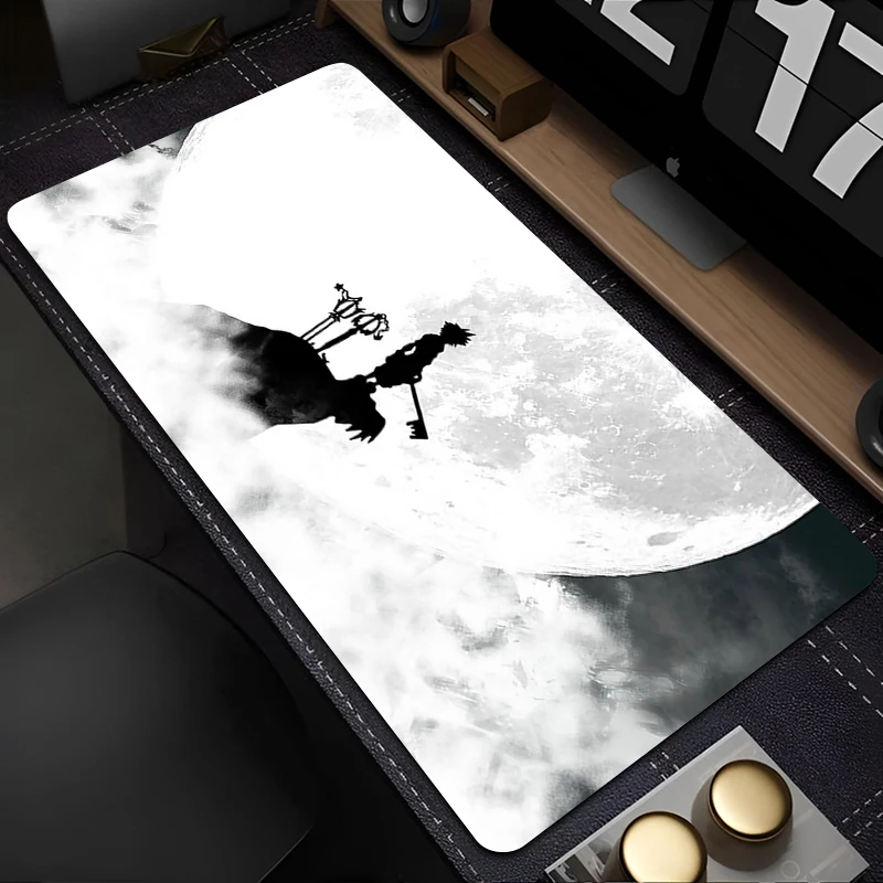 Black And White Anime Desktop  - đánh giá và giá Laptop Accessories Bundle